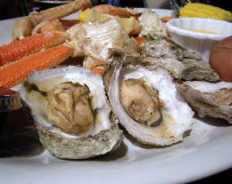 Steamed seafood platter